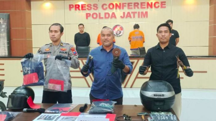 Polda Jatim Bekuk Komplotan Curanmor Spesialis Bobol Kos, Pelaku Ahli Jebol Beragam Kunci Gembok Polda Jatim Bekuk Komplotan Curanmor Spesialis Bobol Kos, Pelaku Ahli Jebol Beragam Kunci Gembok