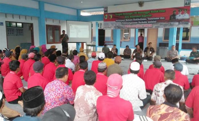 Bakesbangpol Jember Ajak Masyarakat Perangi Peredaran Narkoba dan Paham Radikalisme Bakesbangpol Jember Ajak Masyarakat Perangi Peredaran Narkoba dan Paham Radikalisme