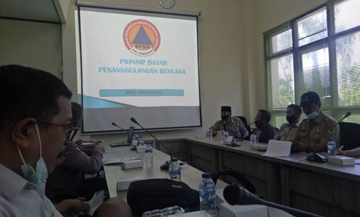 Tingkatkan IKD, BPBD Pamekasan Gelar Rakor dengan OPD Terkait Tingkatkan IKD, BPBD Pamekasan Gelar Rakor dengan OPD Terkait