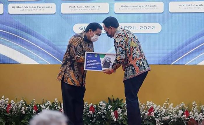 Pamekasan Raih Penghargaan Pojok Baca Digital (Pocadi) dari Perpustakaan Nasional Pamekasan Raih Penghargaan Pojok Baca Digital (Pocadi) dari Perpustakaan Nasional
