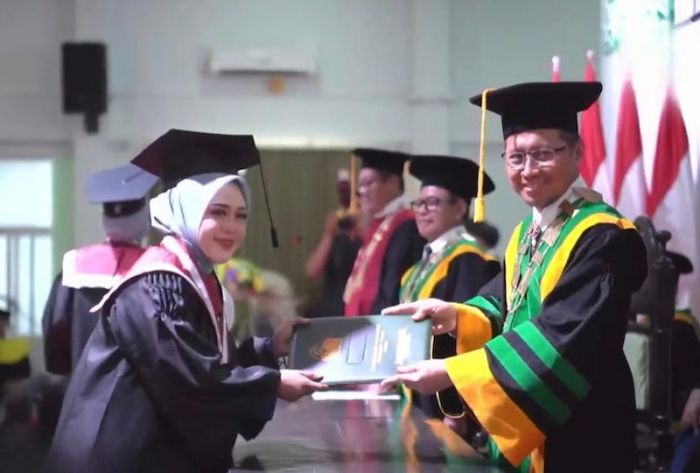 Selain Mewisuda 289 Mahasiswa, IIKNU Tuban Umumkan Kerja Sama dengan Universitas dari Timor Leste Selain Mewisuda 289 Mahasiswa, IIKNU Tuban Umumkan Kerja Sama dengan Universitas dari Timor Leste