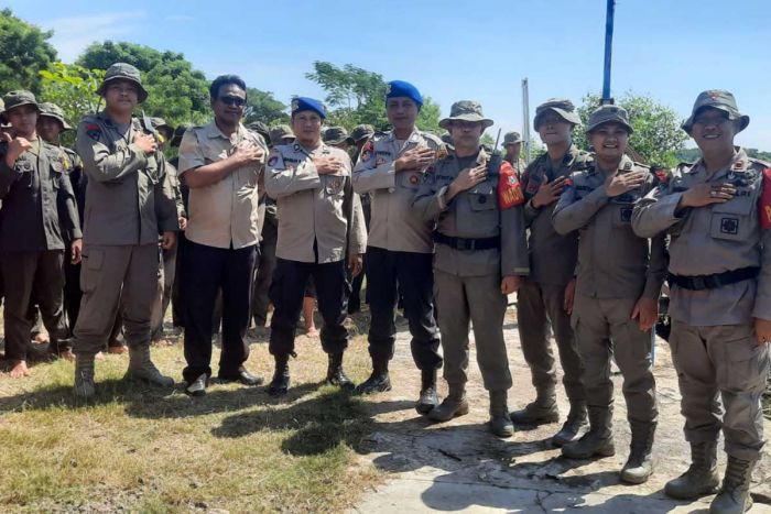 Tingkatkan Kemampuan SAR Perairan, Satbrimob Polda Jatim Gelar Latihan di Tlocor Sidoarjo Tingkatkan Kemampuan SAR Perairan, Satbrimob Polda Jatim Gelar Latihan di Tlocor Sidoarjo