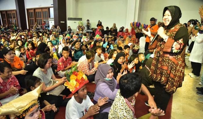 Wali Kota Risma Terus Dorong Kemandirian ABK di Surabaya Wali Kota Risma Terus Dorong Kemandirian ABK di Surabaya