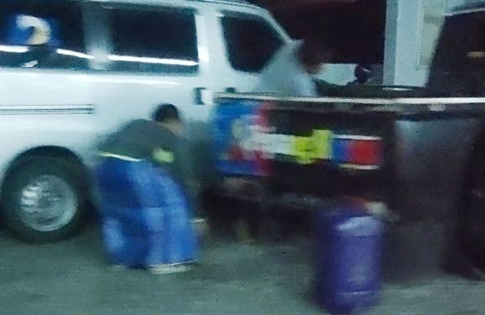 Klaim Lebih Aman dari Logam, SPBU Kolor Sumenep Tetap Layani Pengisian Pakai Jeriken Plastik Klaim Lebih Aman dari Logam, SPBU Kolor Sumenep Tetap Layani Pengisian Pakai Jeriken Plastik