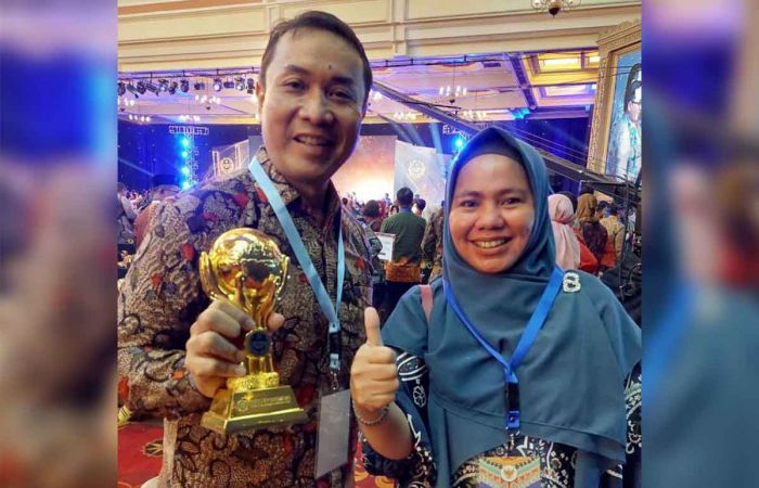 Sidoarjo Raih Penghargaan UHC Award 2023 Sidoarjo Raih Penghargaan UHC Award 2023