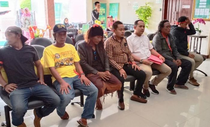 LSM Genpatra Segera Daftarkan Praperadilan Korupsi Jaspel BPJS Dinkes Gresik agar Dibongkar Kembali LSM Genpatra Segera Daftarkan Praperadilan Korupsi Jaspel BPJS Dinkes Gresik agar Dibongkar Kembali