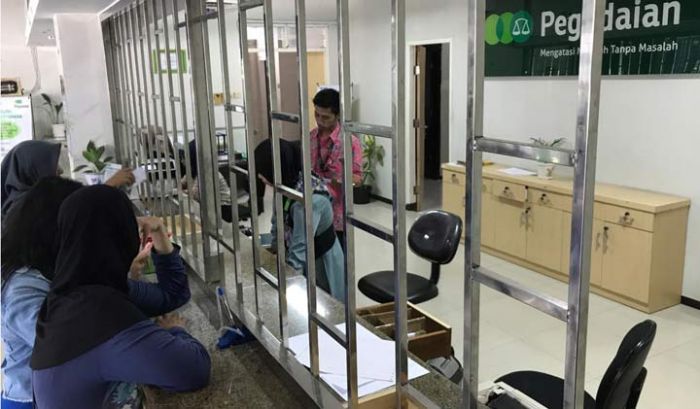 Tren Gadai BPKB Meningkat, Pegadaian Jember Sampai Kewalahan Tren Gadai BPKB Meningkat, Pegadaian Jember Sampai Kewalahan