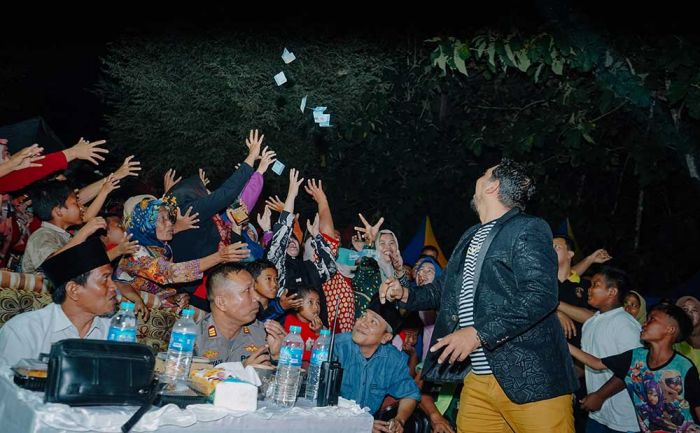 Tabur Uang ke Penonton, Penyelenggara Grand Final Lomba Daul se-Madura Kader IPNU Tabur Uang ke Penonton, Penyelenggara Grand Final Lomba Daul se-Madura Kader IPNU