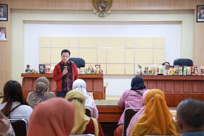 Upayakan Eksis di Toko Modern, DPMPTSP Kota Kediri Gelar Kurasi Produk UMKM Upayakan Eksis di Toko Modern, DPMPTSP Kota Kediri Gelar Kurasi Produk UMKM