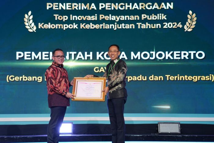 Terus Tingkatkan Pelayanan Publik, Pemkot Mojokerto Kembali Raih Apresiasi dari Kemenpan RI Terus Tingkatkan Pelayanan Publik, Pemkot Mojokerto Kembali Raih Apresiasi dari Kemenpan RI