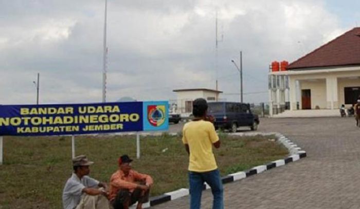 Terkait Legalitas Operasional Bandara Notohadinegoro, Dishub Targetkan Bulan ini Dapat SBU Permanen Terkait Legalitas Operasional Bandara Notohadinegoro, Dishub Targetkan Bulan ini Dapat SBU Permanen