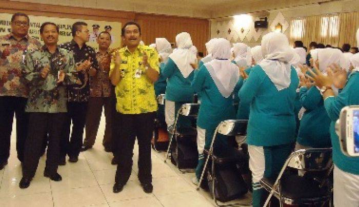 305 CPNS Gresik K2 Jalani Bintal 305 CPNS Gresik K2 Jalani Bintal