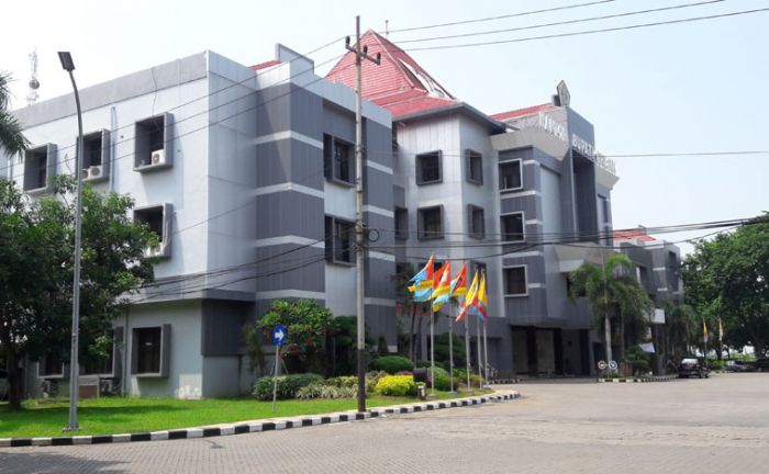 Empat OPD di Lingkungan Pemkab Gresik Terpapar Covid-19 Empat OPD di Lingkungan Pemkab Gresik Terpapar Covid-19