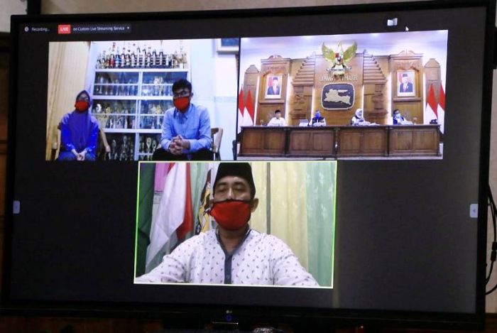 Terbanyak Loloskan Siswanya ke PTN Jalur SNMPTN, Gubernur Khofifah Hadiahi Khusus SMAN 2 Lamongan Terbanyak Loloskan Siswanya ke PTN Jalur SNMPTN, Gubernur Khofifah Hadiahi Khusus SMAN 2 Lamongan