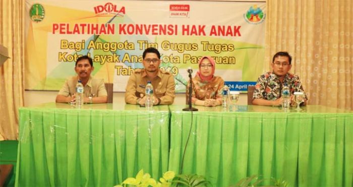 Wakil Wali Kota Pasuruan Buka Pelatihan Konvensi Hak Anak