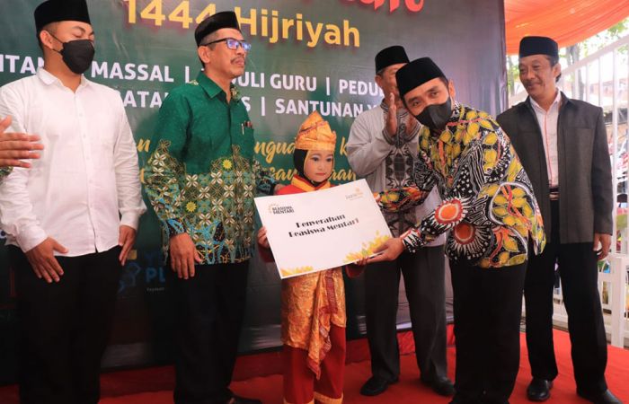 Hadiri Gebyar Muharram Lazismu, Wakil Wali Kota Pasuruan Serahkan Santunan dan Sejumlah Bantuan Hadiri Gebyar Muharram Lazismu, Wakil Wali Kota Pasuruan Serahkan Santunan dan Sejumlah Bantuan