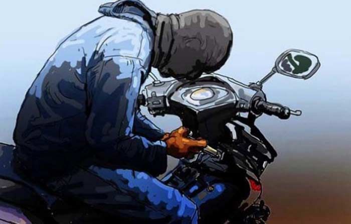 Berniat Baik Menolong Orang, Remaja di Ngawi Malah Apes Motornya Dibawa Kabur Berniat Baik Menolong Orang, Remaja di Ngawi Malah Apes Motornya Dibawa Kabur