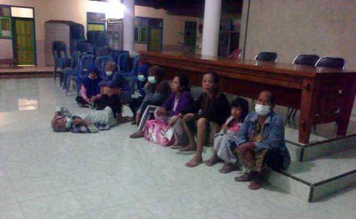 Cium Bau Busuk, Warga Sekitar Pengeboran Migas JOB P-PEJ Bojonegoro Ngungsi Cium Bau Busuk, Warga Sekitar Pengeboran Migas JOB P-PEJ Bojonegoro Ngungsi
