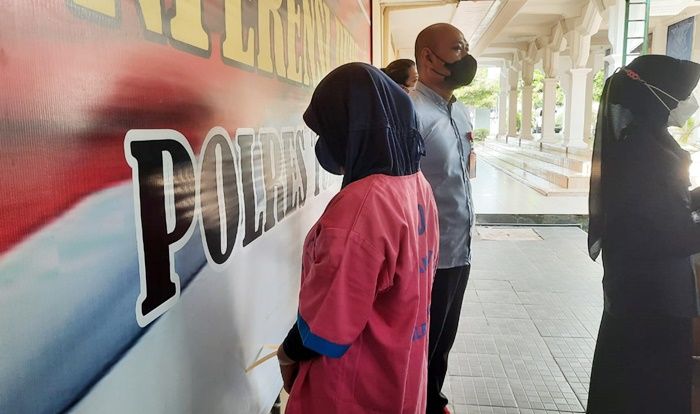 Rawat Majikan yang Lumpuh, Janda Cantik di Tuban Kuras Uang Belasan Juta Rupiah Rawat Majikan yang Lumpuh, Janda Cantik di Tuban Kuras Uang Belasan Juta Rupiah