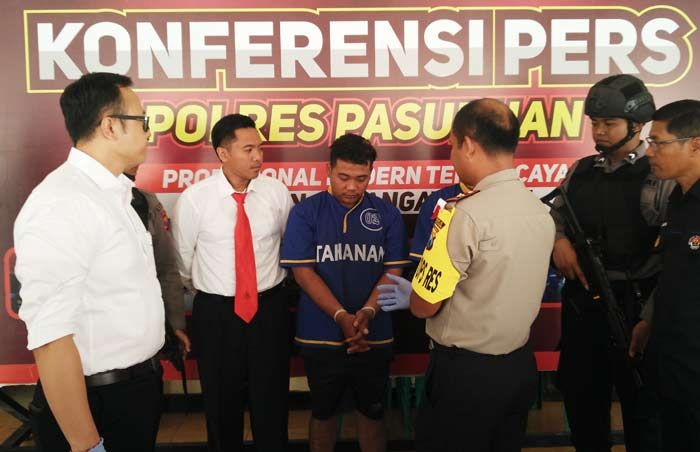 Dua Tersangka Residivis Pencuri Pick Up dan Sepeda Motor di Pasuruan Dibekuk, Satu Masih Buron Dua Tersangka Residivis Pencuri Pick Up dan Sepeda Motor di Pasuruan Dibekuk, Satu Masih Buron