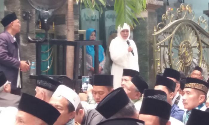 Tren Single Parent dan Enggan Nikah Makin Terbuka, Gubernur Khofifah Minta Do’a para Ulama