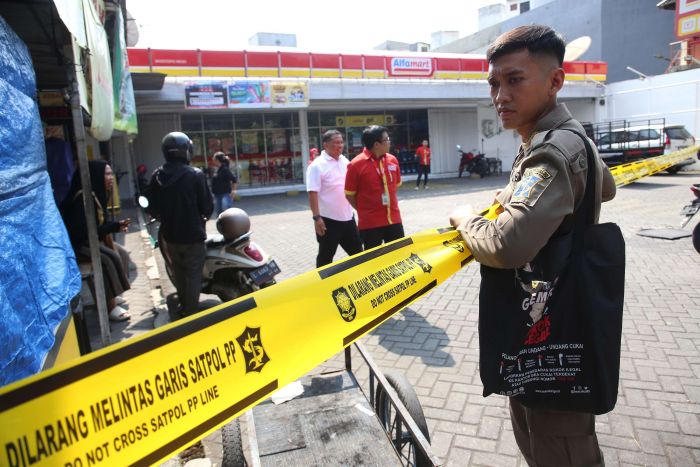 Hampir 60 Minimarket Masih Disegel Pemkot Surabaya Lantaran Belum Sediakan Jukir Resmi