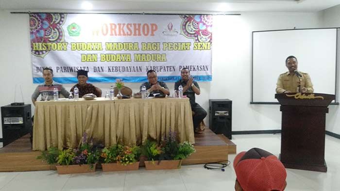 Pemkab Pamekasan Gelar Workshop History Budaya Madura Bagi Penggiat Seni dan Budaya Pemkab Pamekasan Gelar Workshop History Budaya Madura Bagi Penggiat Seni dan Budaya