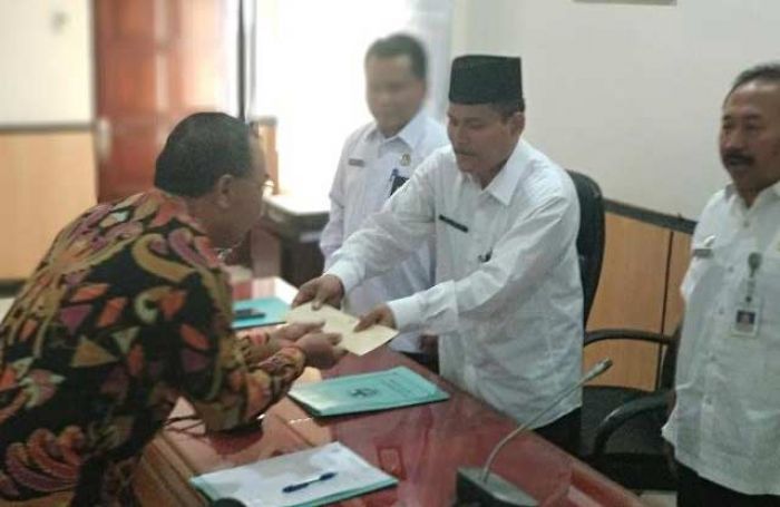 Bupati Pacitan Perintahkan Panitia Pilkades Watukarung segera Tetapkan Calon Terpilih Bupati Pacitan Perintahkan Panitia Pilkades Watukarung segera Tetapkan Calon Terpilih
