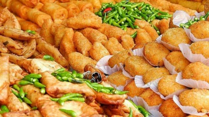 5 Makanan yang Perlu Dihindari saat Sahur dan Berbuka Puasa 5 Makanan yang Perlu Dihindari saat Sahur dan Berbuka Puasa