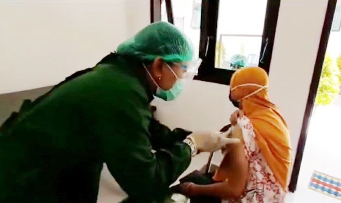 Puskesmas se-Banyuwangi Serentak Gelar Simulasi Vaksinasi