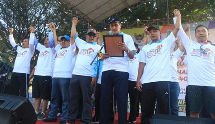 Usai Pemilu, Ribuan Warga Kediri Gelar Deklarasi Bersatu Usai Pemilu, Ribuan Warga Kediri Gelar Deklarasi Bersatu