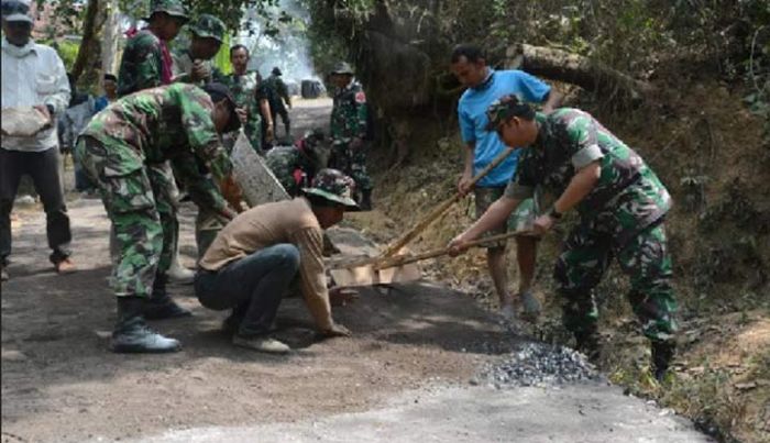 ​Pembangunan Jalan TMMD untuk Sejahterakan Rakyat