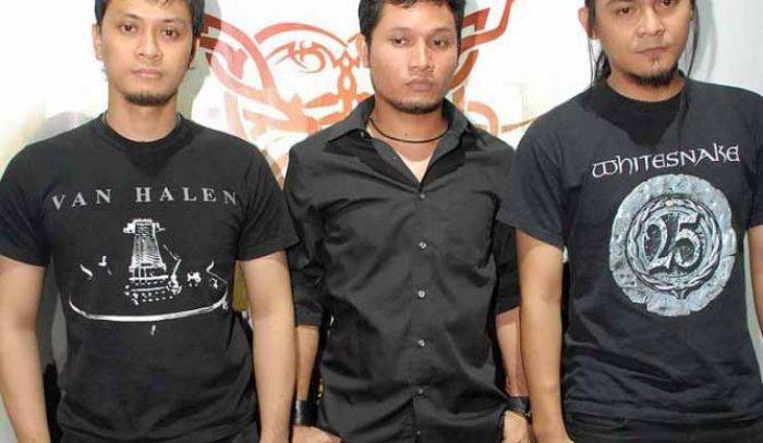 Andra and the Backbone Guncang Kediri Andra and the Backbone Guncang Kediri