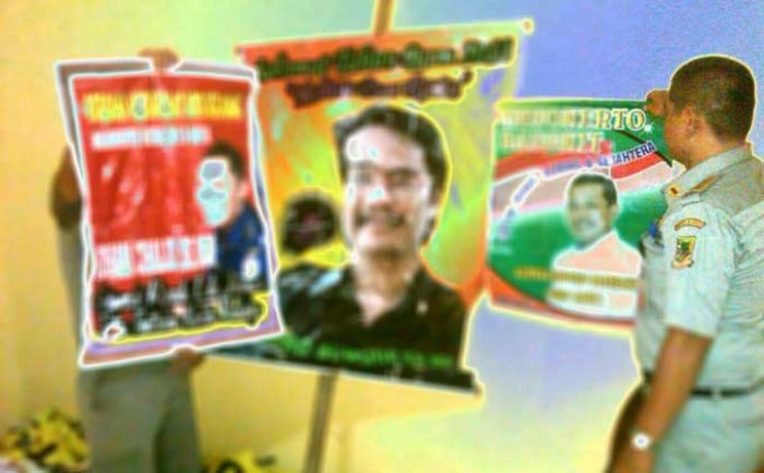 Banner Bodong Marak, Satpol PP Kota Mojokerto Tertibkan Iklan Cawali-Cawawali Banner Bodong Marak, Satpol PP Kota Mojokerto Tertibkan Iklan Cawali-Cawawali