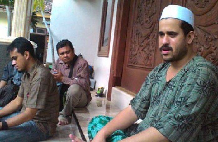 PKB Tuntut Pemkot Probolinggo segera Menutup Hiburan Malam yang Sediakan Purel PKB Tuntut Pemkot Probolinggo segera Menutup Hiburan Malam yang Sediakan Purel