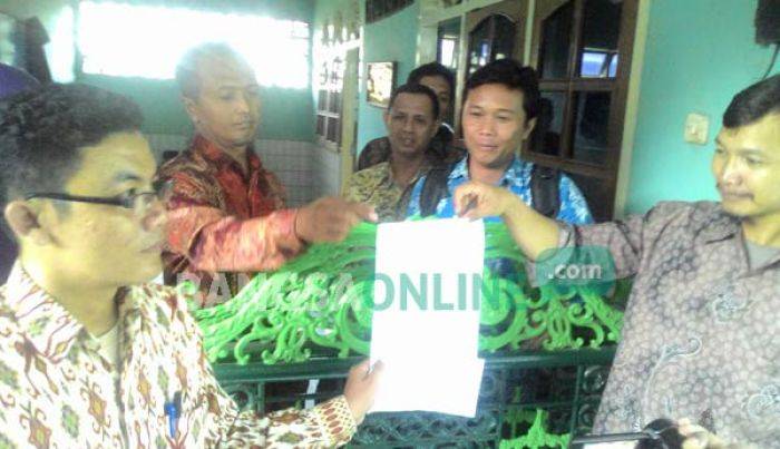 Datangi Kemenag, Guru MI se-Kabupaten Kediri Tagih Gaji selama 6 Bulan