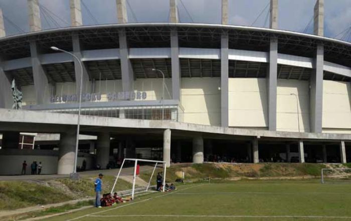 Peringati May Day 2017, Ribuan Buruh di Gresik Istighotsah di GJS