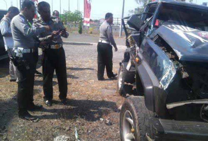Kecelakaan Tunggal di Tol Juanda, 2 Nyawa Melayang Kecelakaan Tunggal di Tol Juanda, 2 Nyawa Melayang