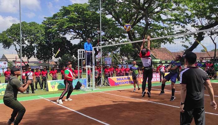 Bupati Jember Buka Turnamen Bola Voli Uddhata Cup 2022 Bupati Jember Buka Turnamen Bola Voli Uddhata Cup 2022