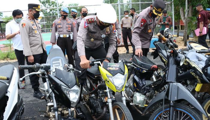 Polres Pamekasan Amankan 102 Motor Selama Operasi Zebra Semeru 2021 Polres Pamekasan Amankan 102 Motor Selama Operasi Zebra Semeru 2021