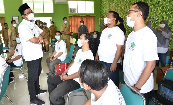 Kebut 100.000 Lapangan Kerja Baru, Bupati Gus Muhdlor Siap Kerja Sama dengan Perusahaan Kebut 100.000 Lapangan Kerja Baru, Bupati Gus Muhdlor Siap Kerja Sama dengan Perusahaan