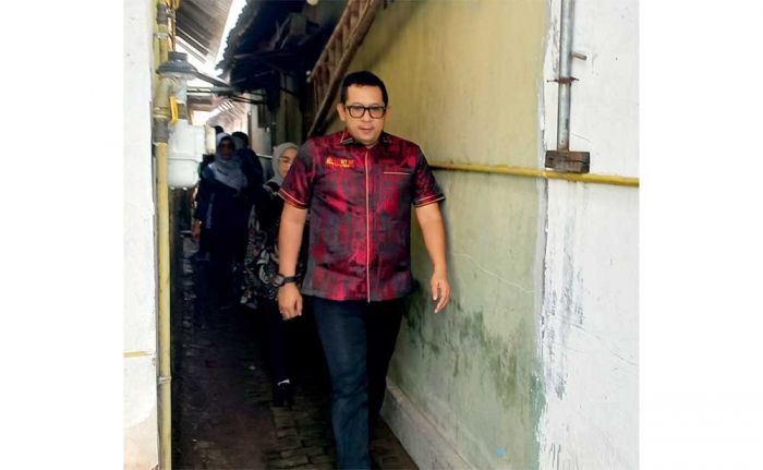 Lewati Gang Sempit, Pj Wali Kota Mojokerto Sambangi Rumah Penyandang Disabilitas