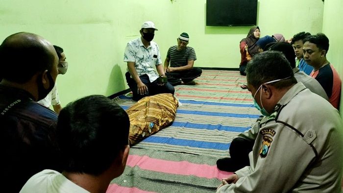 Asyik Mandi di Sungai, Dua Bocah di Ponorogo Terseret Banjir, Satu Selamat Asyik Mandi di Sungai, Dua Bocah di Ponorogo Terseret Banjir, Satu Selamat