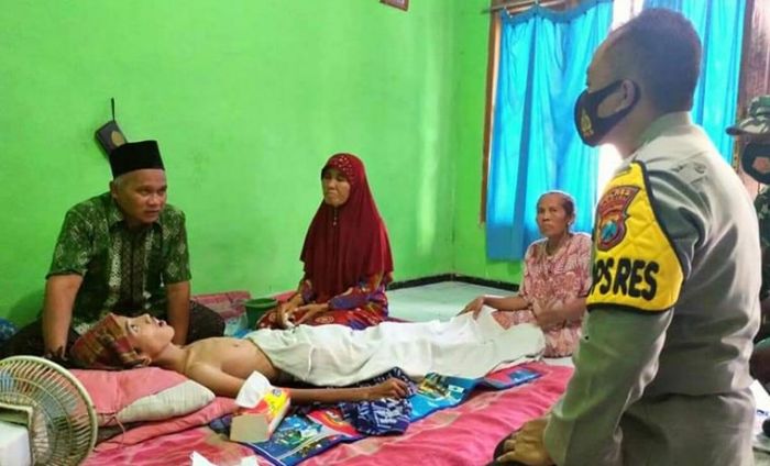 Diduga Karena Dimarahi Guru, Siswa MTs di Kediri Alami Depresi dan Lumpuh Diduga Karena Dimarahi Guru, Siswa MTs di Kediri Alami Depresi dan Lumpuh