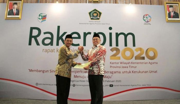 Tutup Rakerpim, Kakanwil Ingatkan Kembali Gerakan Wakaf Uang Tutup Rakerpim, Kakanwil Ingatkan Kembali Gerakan Wakaf Uang