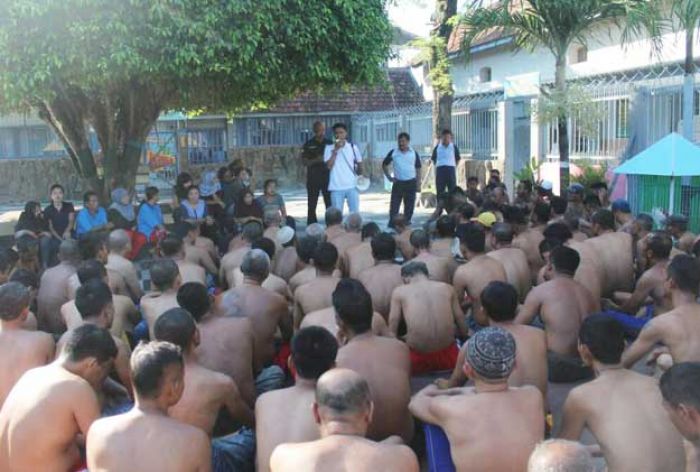 Ratusan Warga Binaan Rutan Ponorogo Diberi Pengarahan Ratusan Warga Binaan Rutan Ponorogo Diberi Pengarahan