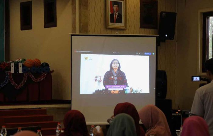 Begini Arahan Pj Wali Kota Kediri di Seminar Kesehatan Penguatan Germas Begini Arahan Pj Wali Kota Kediri di Seminar Kesehatan Penguatan Germas