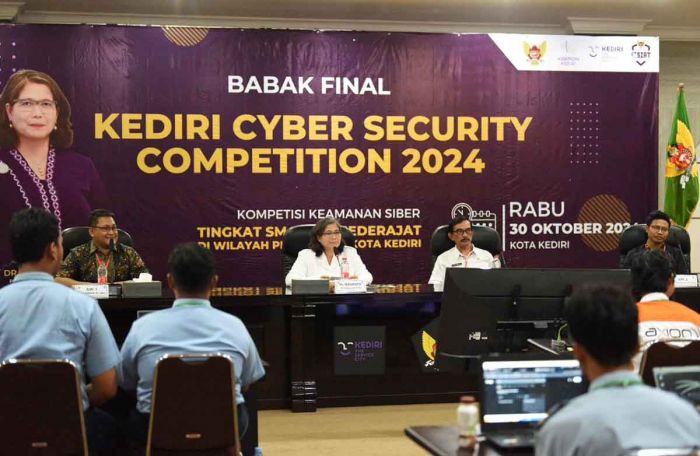 Pj Wali Kota Kediri Motivasi Peserta Grand Final Kediri Cyber Security Competition Pj Wali Kota Kediri Motivasi Peserta Grand Final Kediri Cyber Security Competition