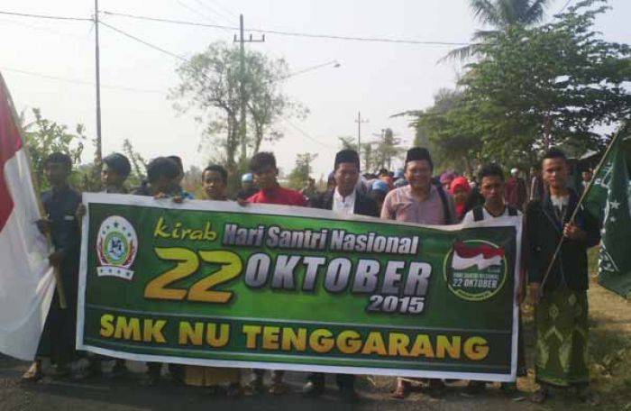 Sambut Hari Santri Nasional, Ratusan Siswa SMK NU Bondowoso Gelar Kirab Sambut Hari Santri Nasional, Ratusan Siswa SMK NU Bondowoso Gelar Kirab