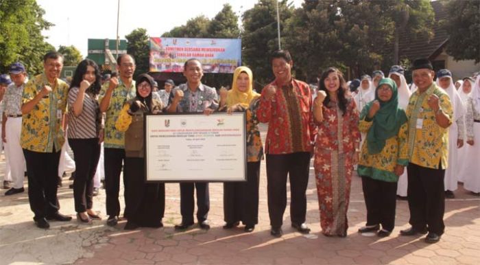 SMPN 6 Tuban Deklarasi Sekolah Ramah Anak SMPN 6 Tuban Deklarasi Sekolah Ramah Anak